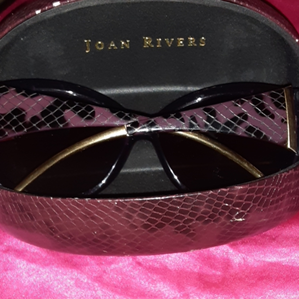 Glasses - Picture 5 of 5
